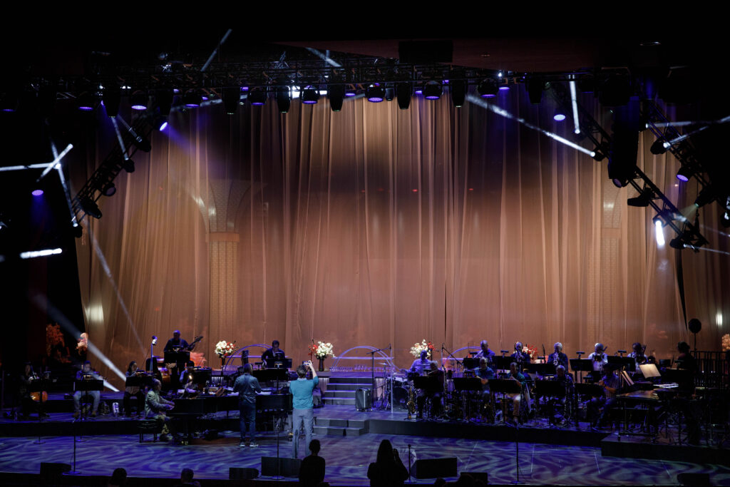 stage lighting and design at the Segerstrom Candlelight Concert