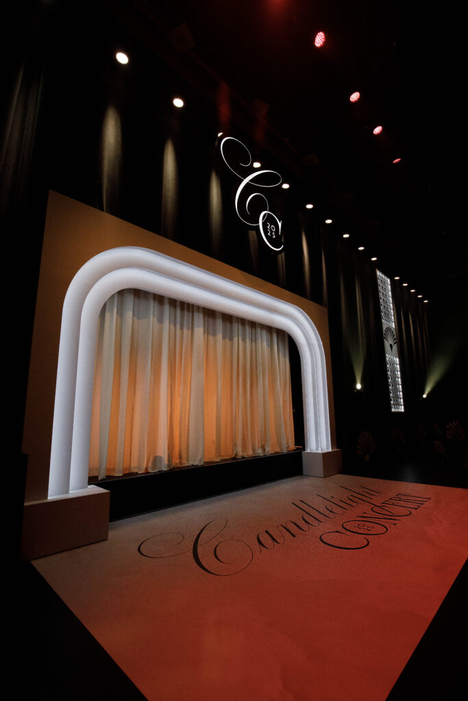 stage to the Segerstrom Candlelight Concert 