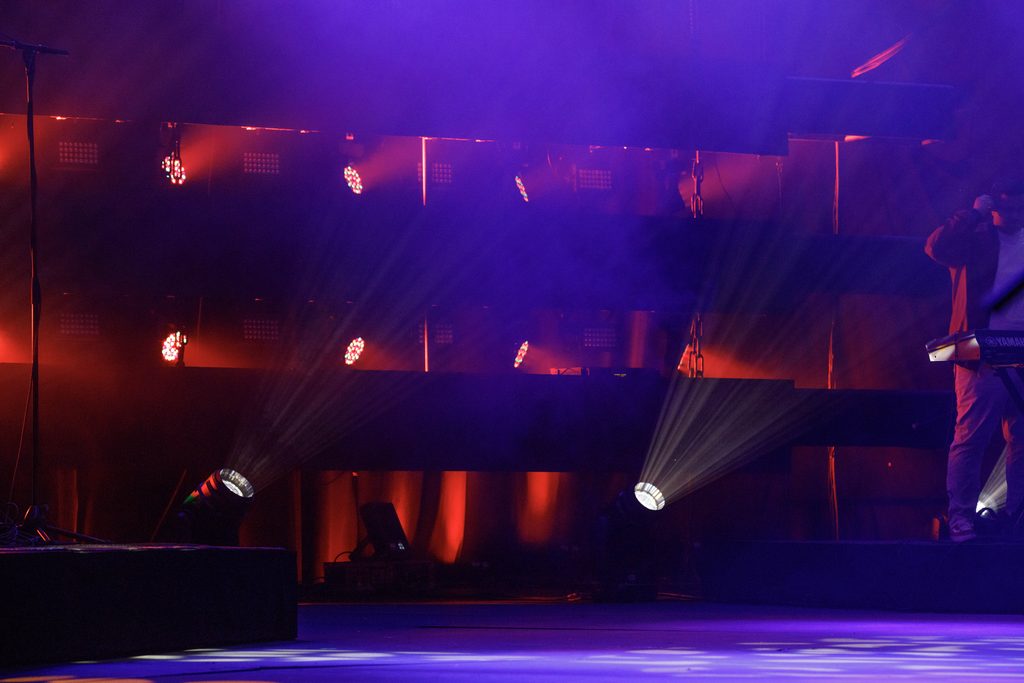 stage lighting and rigging