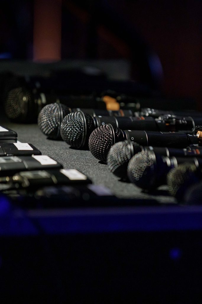microphones on table